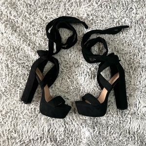 Nasty Gal, size 7, black faux suede lace up platform heels